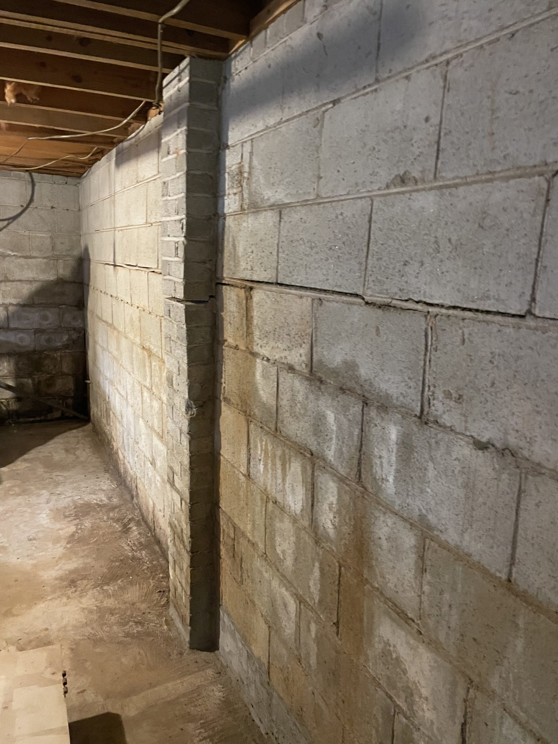 bowing wall cracks USR